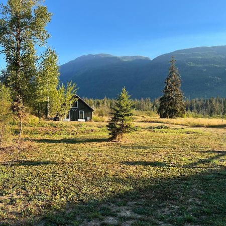 Country Home, Sleeps 6 Pets Friendly Порт Алберни Екстериор снимка