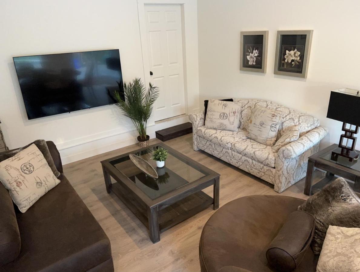 Country Home, Sleeps 6 Pets Friendly Порт Алберни Екстериор снимка